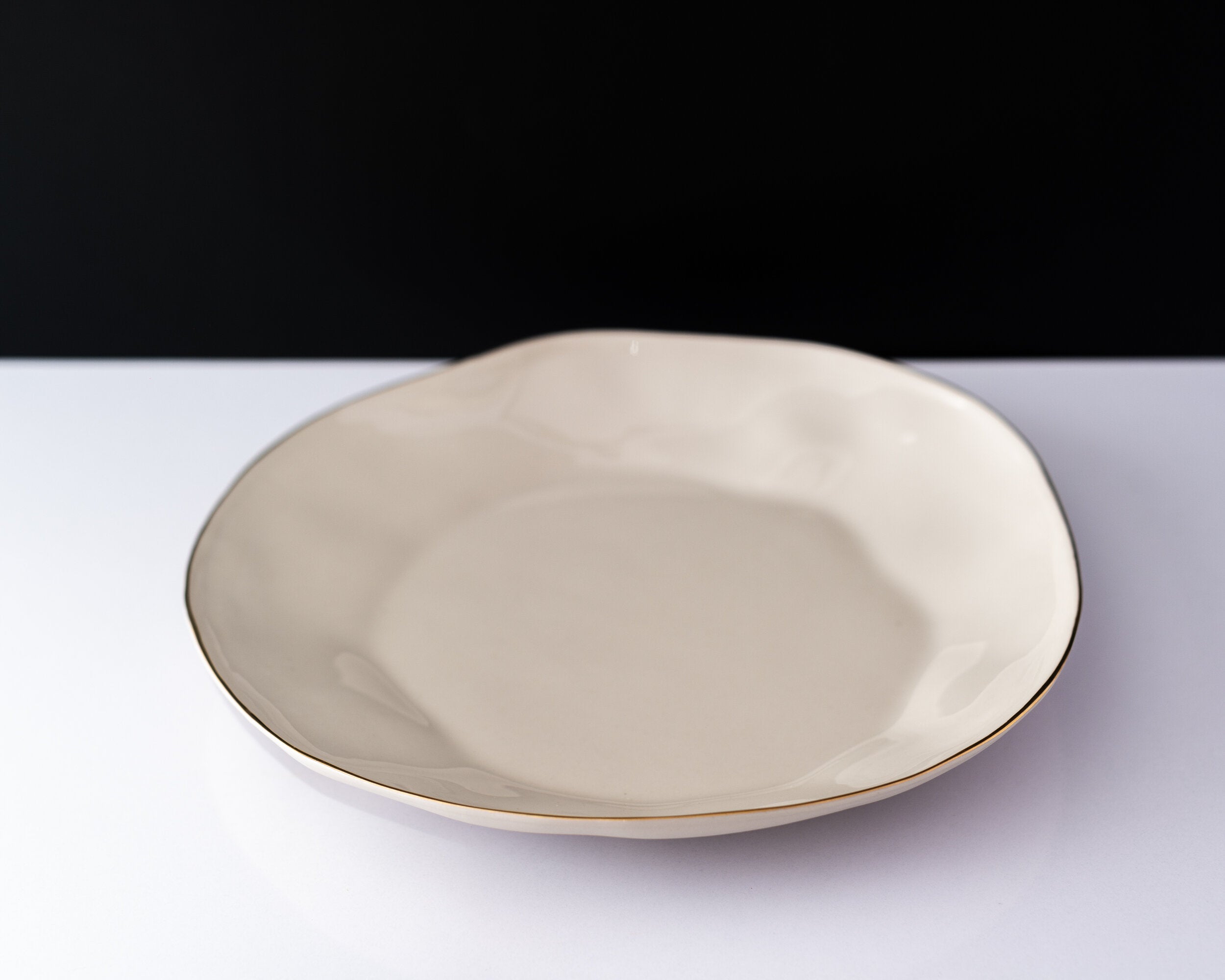 Akin x District 84 Round Plate (Cream - Large)