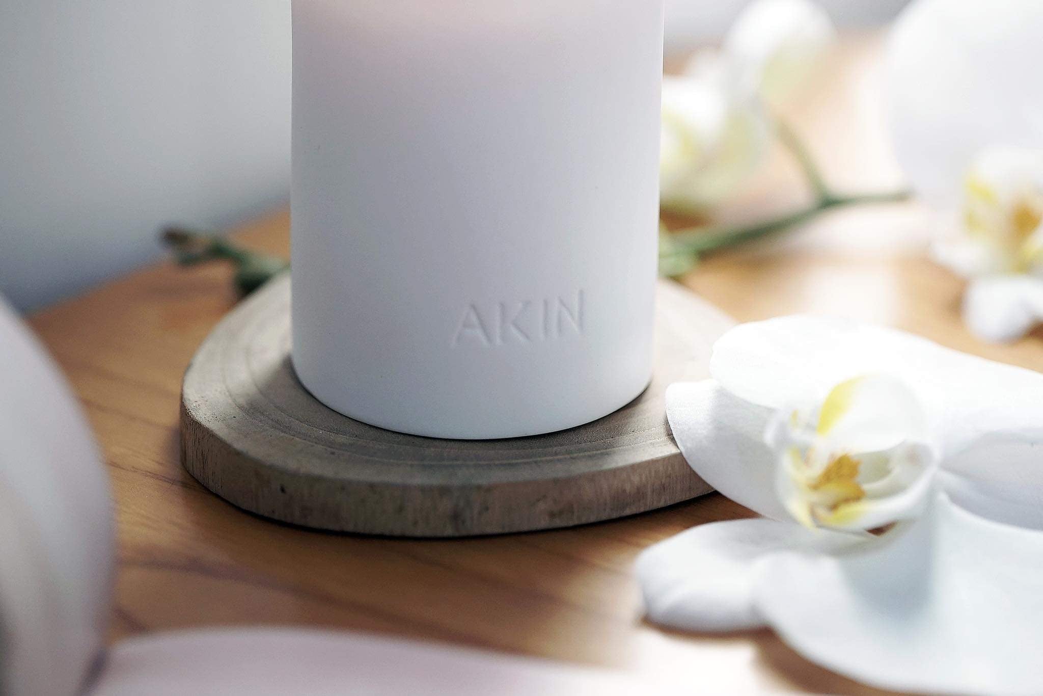 LIMITED HOLIDAY CANDLE by Akin